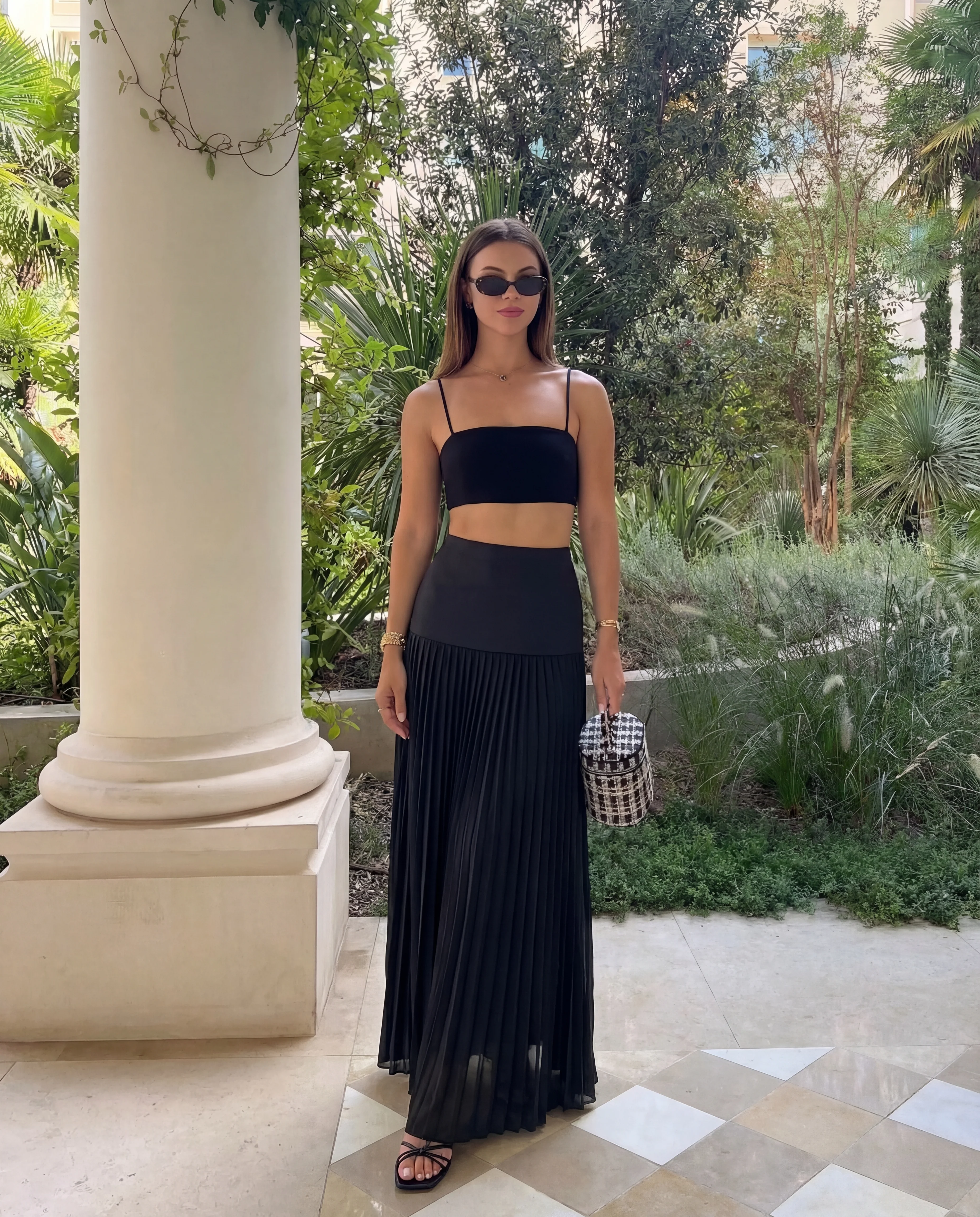 Black Fit & Flare Pleated Skirt - Image 2