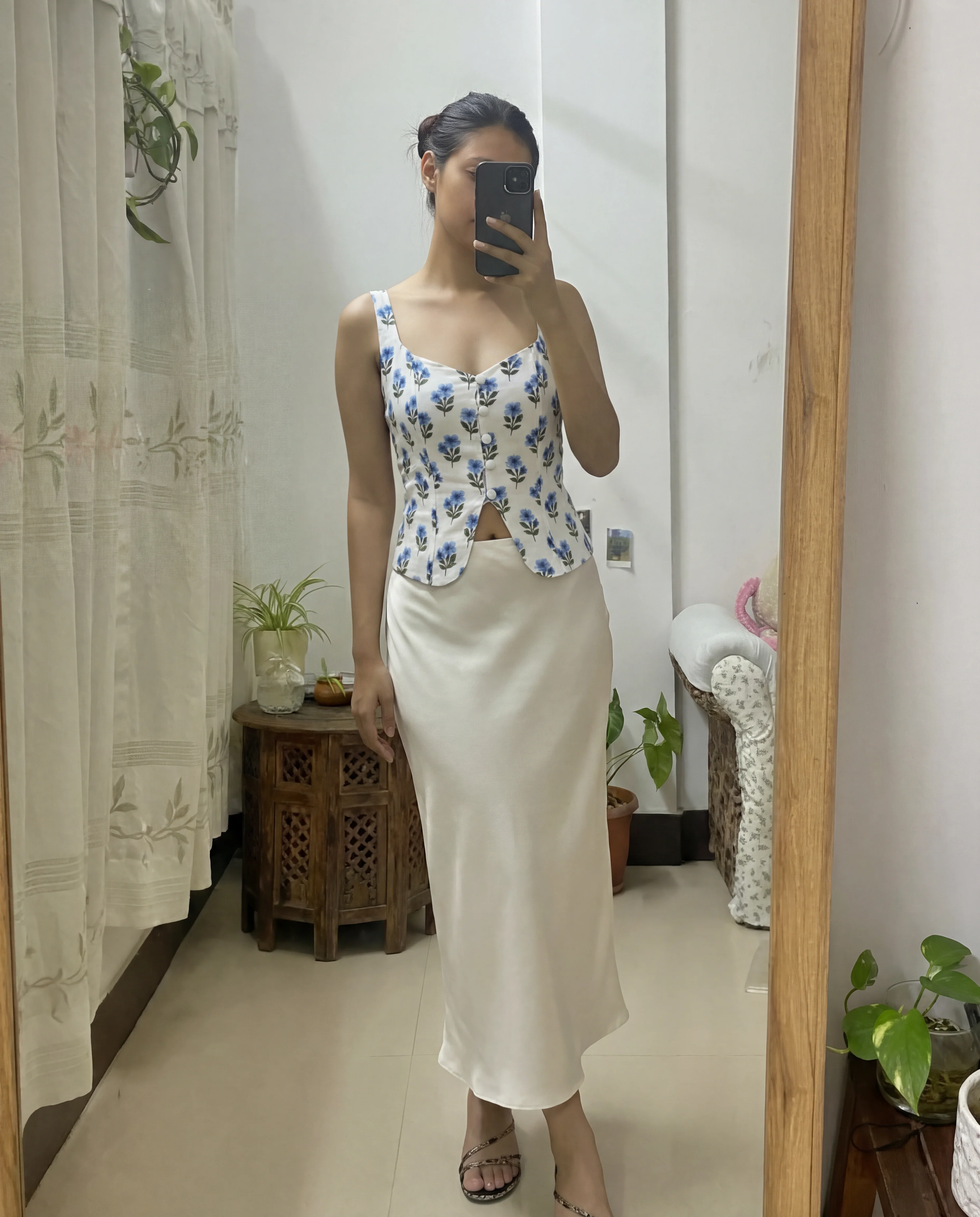 Floral Corset Top With Ivory Satin Skirt - Image 5