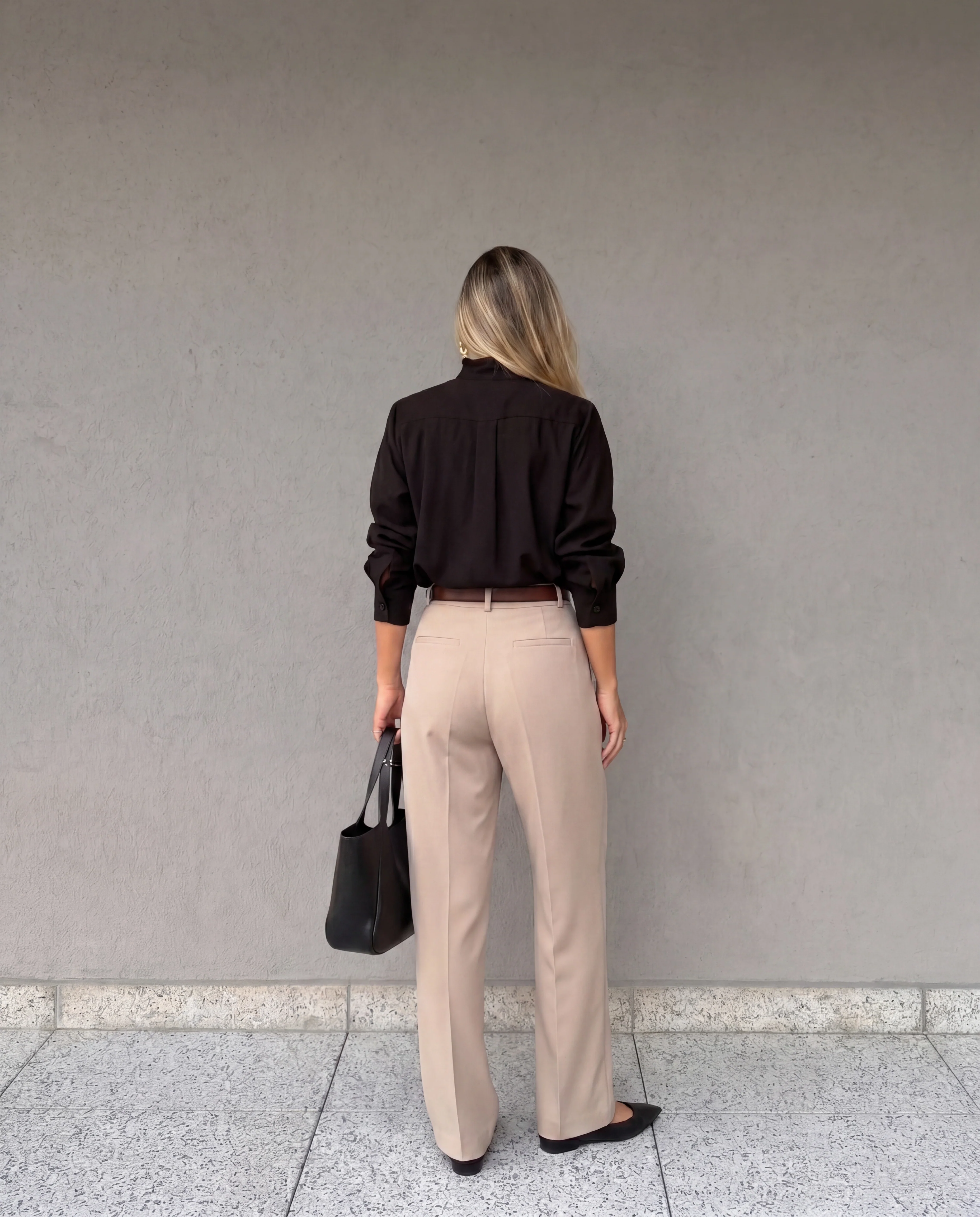 High-Waist Pleated Trousers With Belt - Image 3