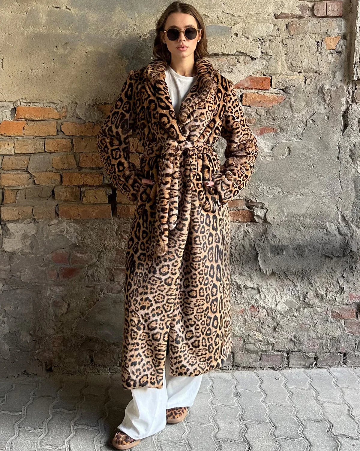 Vintage Leopard Print Fur Coat with Fur Belt - Image 7