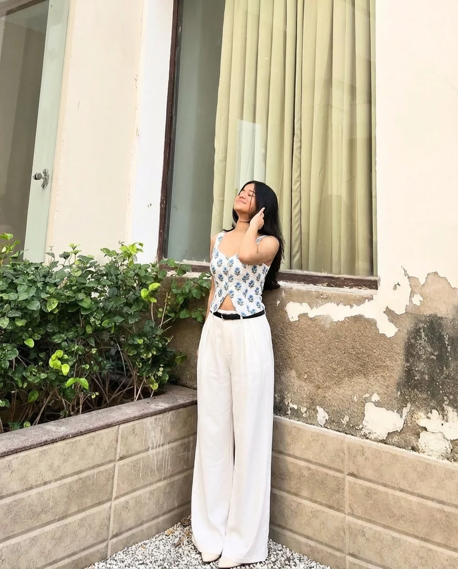 Printed Floral Corset Top With Pleated Korean Pants (Belt Included) - Image 6