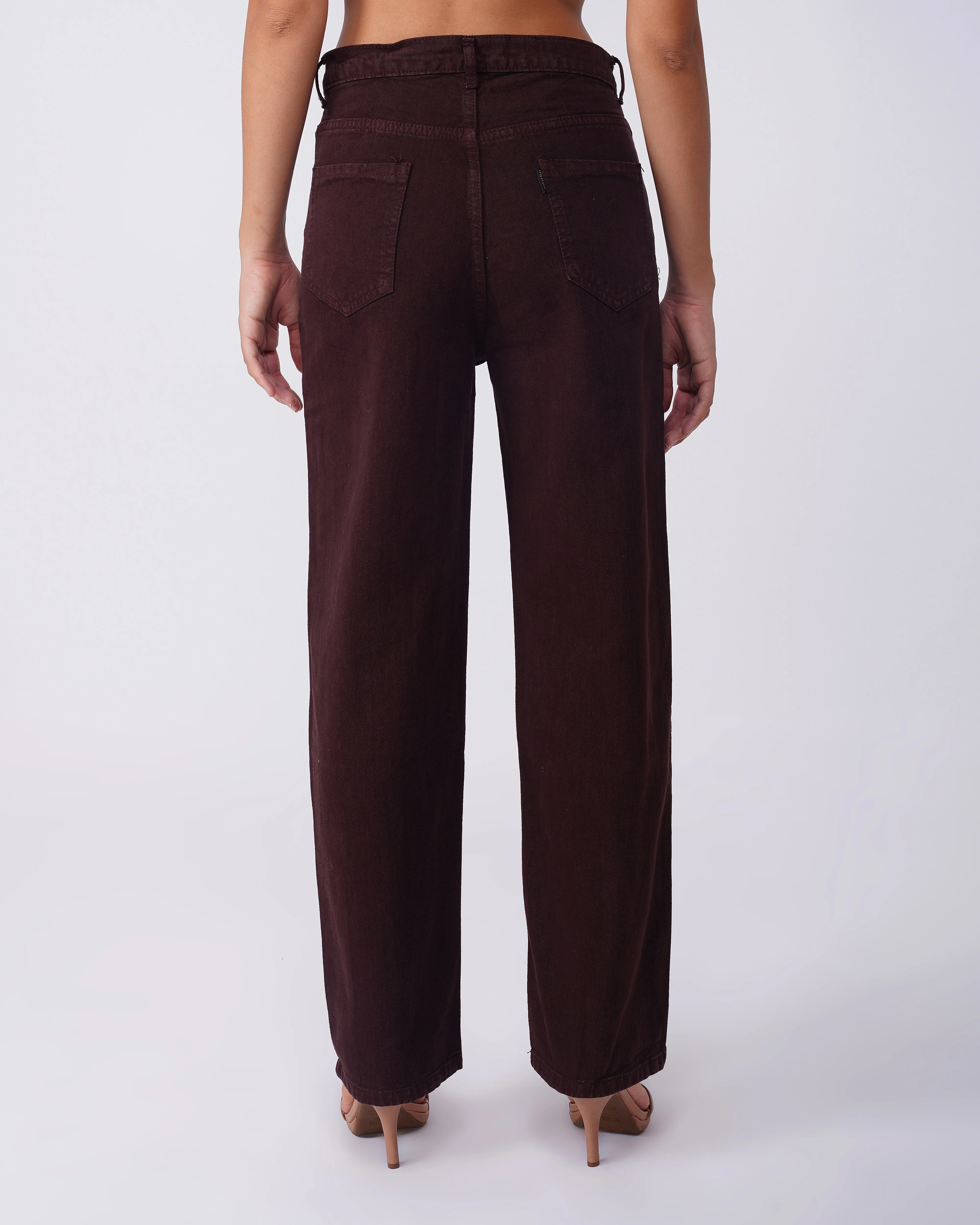 Brown Solid Relaxed Fit Jeans - Image 4